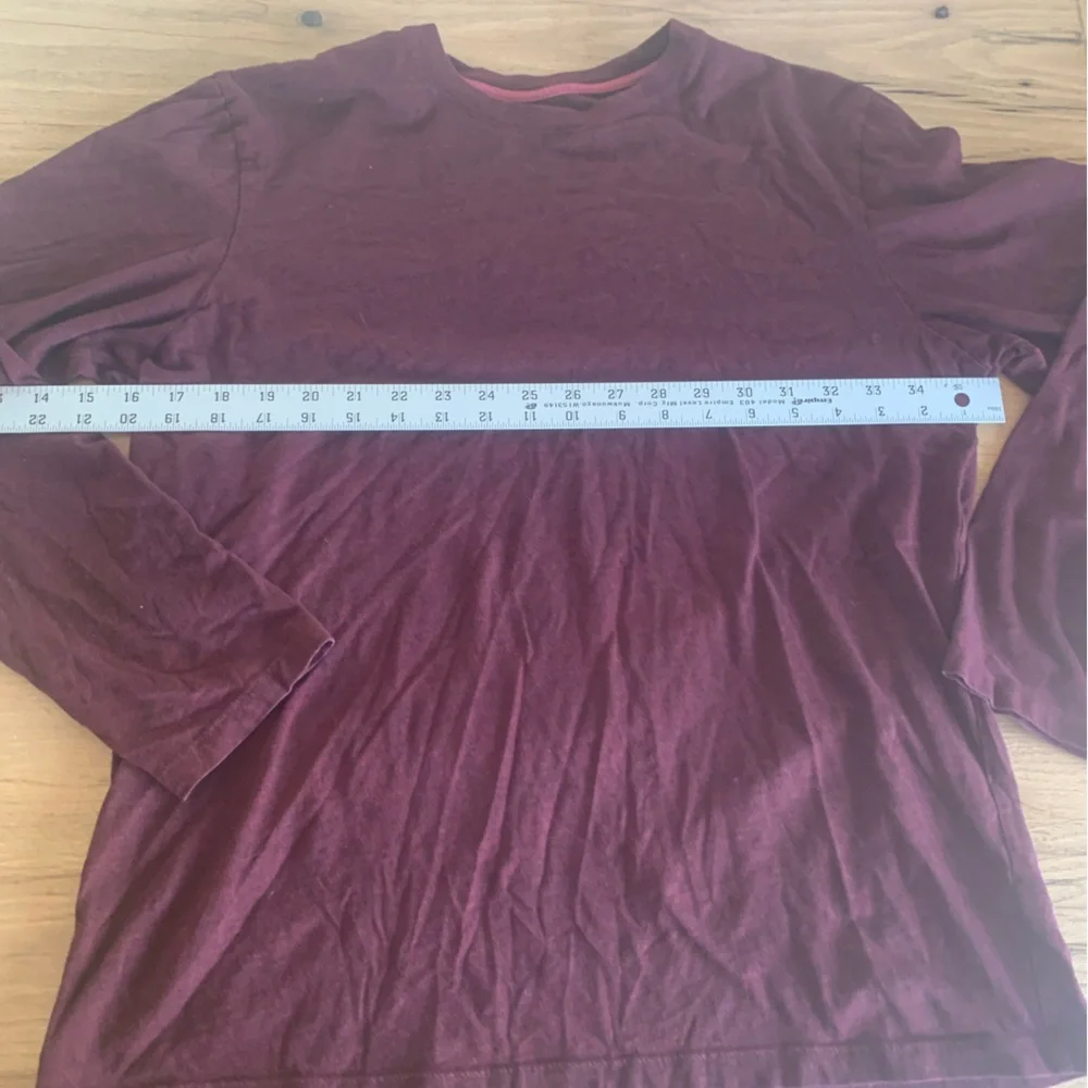 Banana Republic Fitted Crew Long Sleeve Tee Shirt men’s Burgundy Medium Preloved - Picture 5 of 8